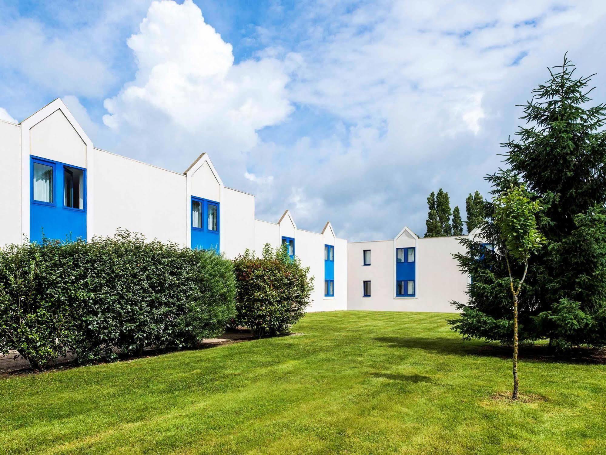 Ibis Budget Chatellerault Nord Esterno foto