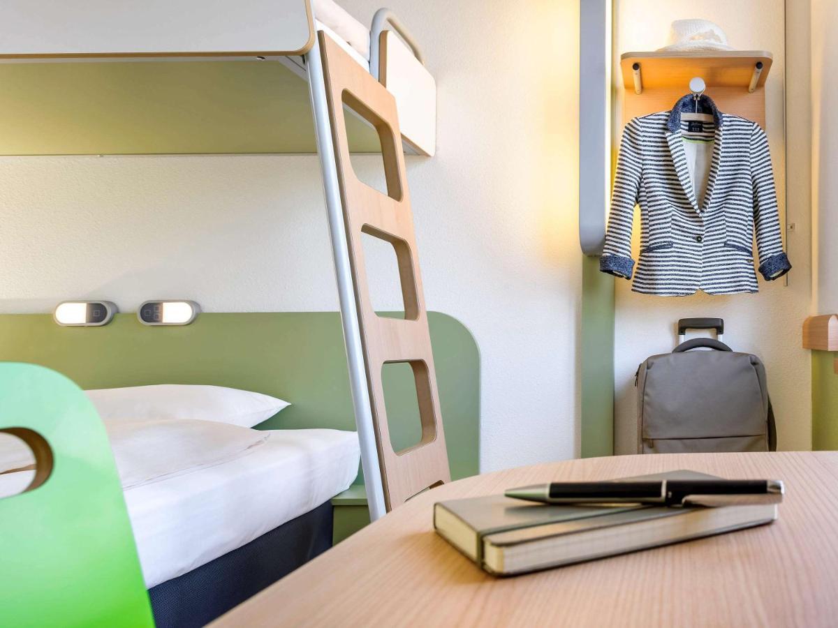 Ibis Budget Chatellerault Nord Esterno foto